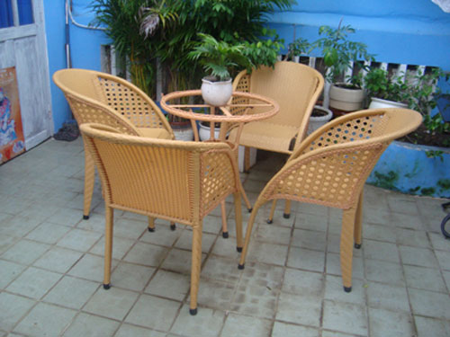 Bàn ghế mây nhựa 09